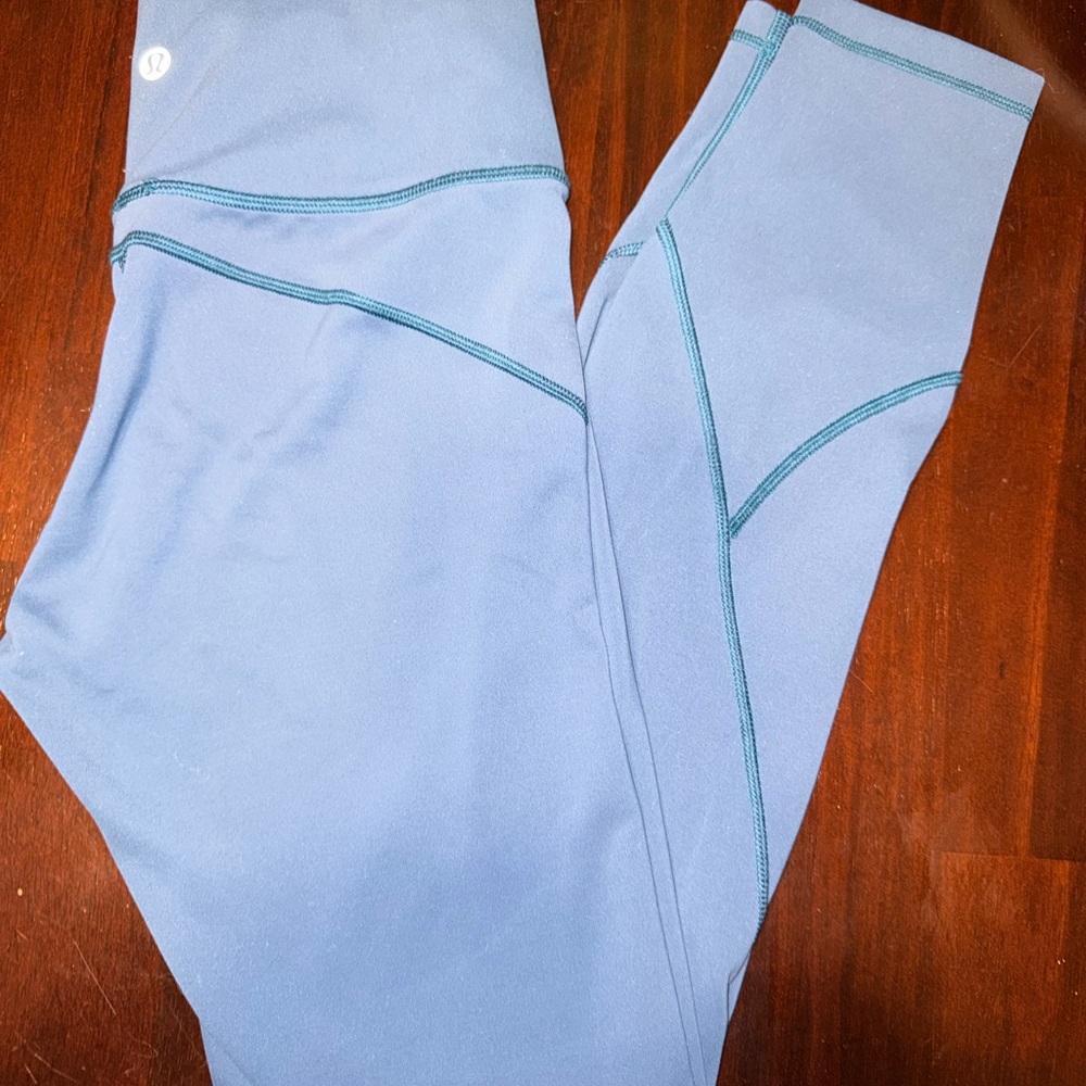 Lululemon High-Rise Leggings – Size 4